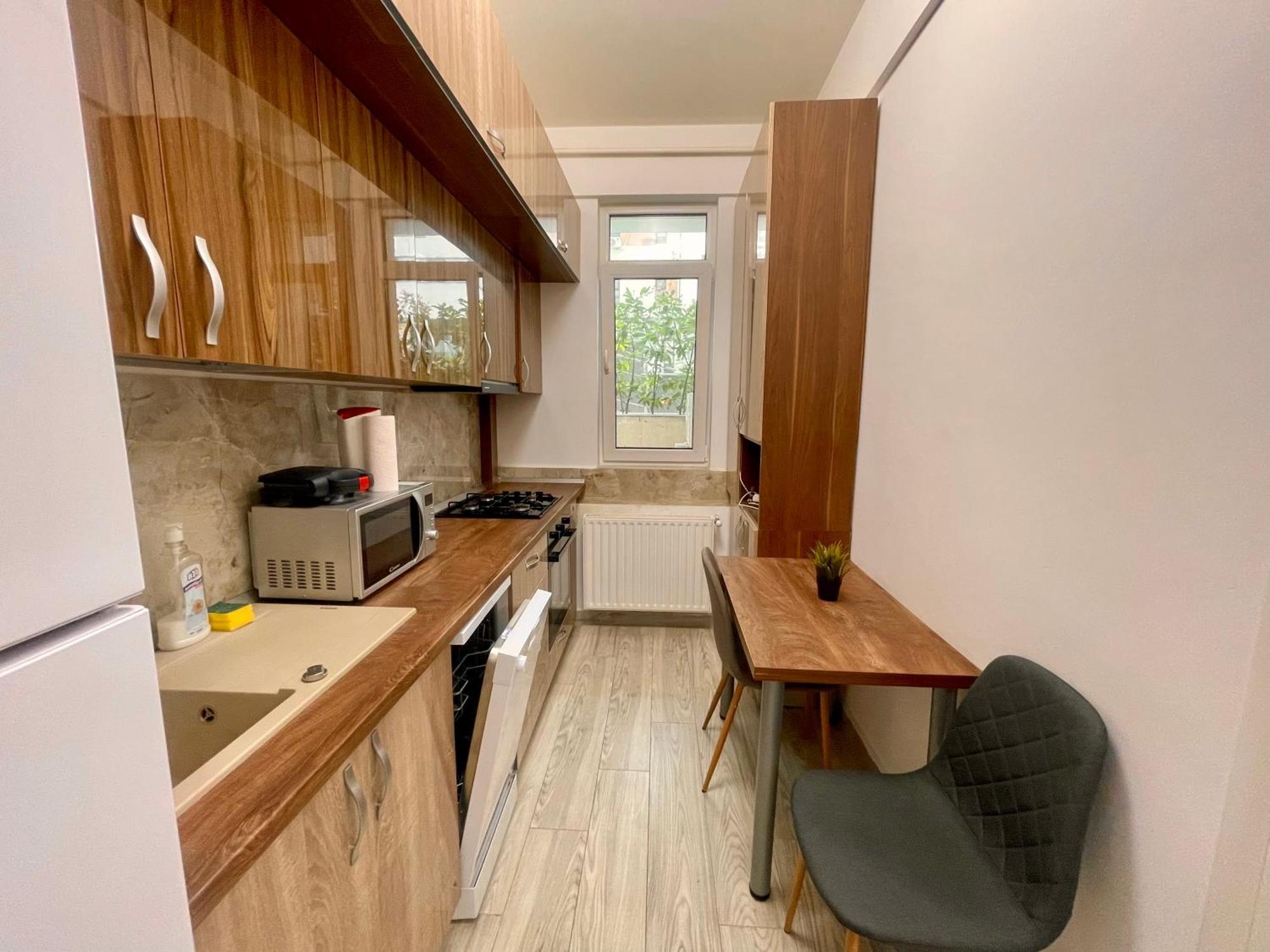 Apartment Adress Cd21
